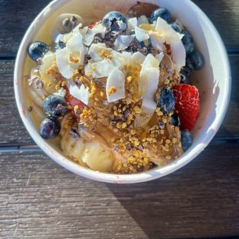 SunLife Organics - Dragon Bowl. - Juice Bars & Smoothies Near Me - Malibu, California SunLife Organics - Dragon Bowl. - Juice Bars & Smoothies Near Me - Malibu, California