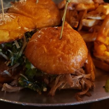 Brick & Brew - Gastropubs Near Me - Media, Pennsylvania