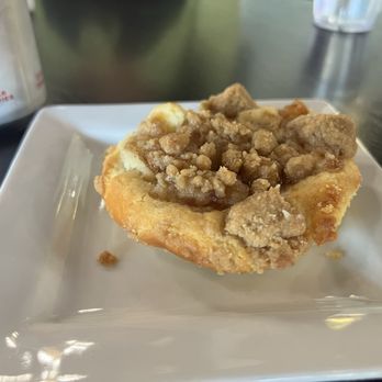 Amelie’s - Cafes Near Me - Charlotte, North Carolina