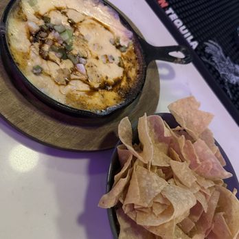 Mister Oso - Chorizo crawfish queso - Tacos Near Me - New Orleans, Louisiana Mister Oso - Chorizo crawfish queso - Tacos Near Me - New Orleans, Louisiana