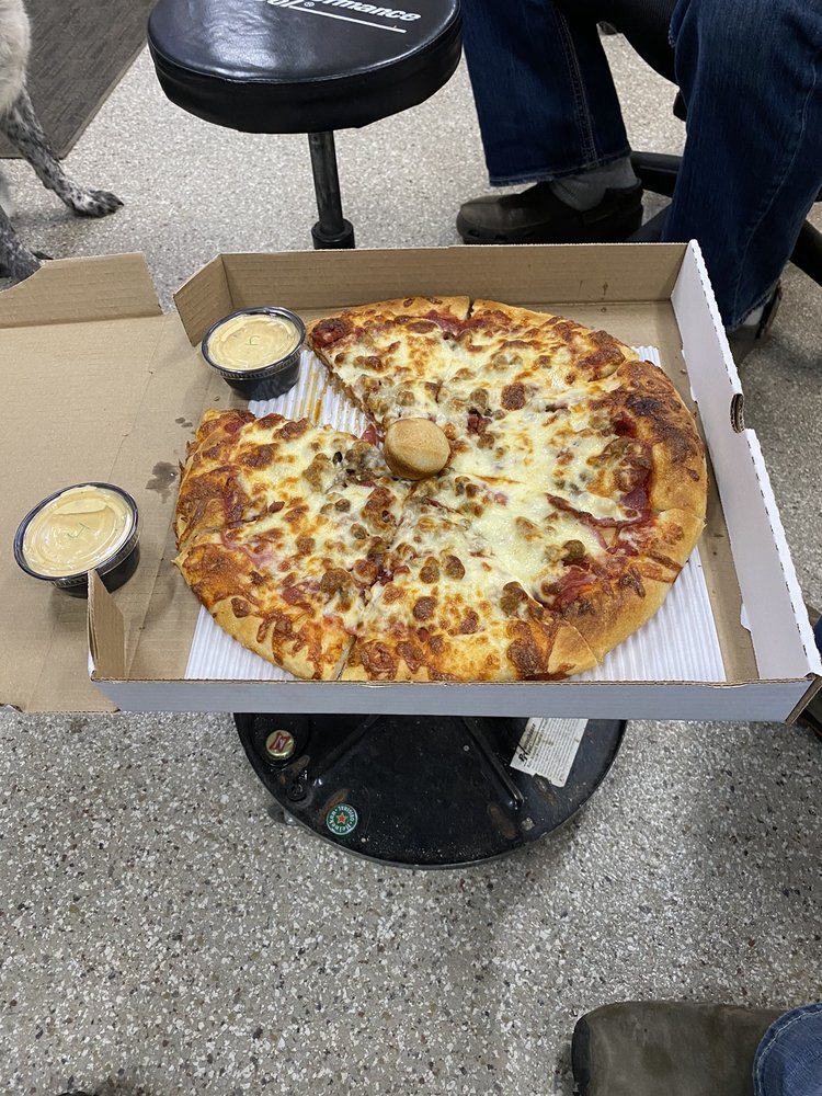 HANSEN’S CLASSIC PIZZA Updated July 2024 29 Reviews 5605 K.L.O