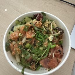Medium: 2 scoops salmon, 1 scoop marinated tuna. Medium: 2 scoops salmon, 1 scoop marinated tuna.