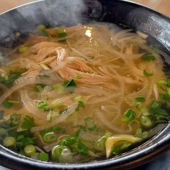 Linh's Bistro - Pho Ga Chicken - Vietnamese Near Me - Dayton, Ohio