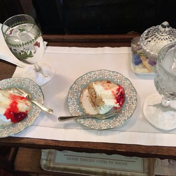 The Inn at 161 - Afternoon tea - Hotels Near Me - Sutter Creek, California The Inn at 161 - Afternoon tea - Hotels Near Me - Sutter Creek, California