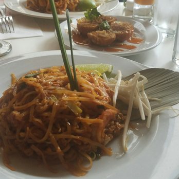 Spice - Shrimp pad Thai - Thai Near Me - New York, New York