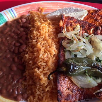 Cholula - Carne enchilada ranchera with the eggs on the side - Mexican Near Me - Englishtown, New Jersey Cholula - Carne enchilada ranchera with the eggs on the side - Mexican Near Me - Englishtown, New Jersey