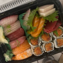 Sushi & Sashimi Dinner Sushi & Sashimi Dinner