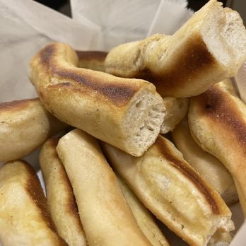 Tomato Brothers - Breadsticks - Italian Near Me - Howell, Michigan