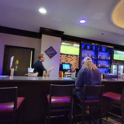 St. Johns Provision Lounge - Before it got busy