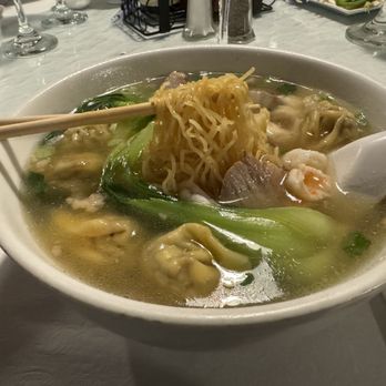 Cre-Asian - Wonton and Egg Noodles Soup - Vietnamese Near Me - South Bend, Indiana