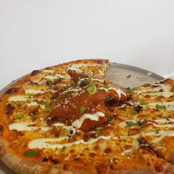 Twisted Sheep Pizza and Brew - Pizza Near Me - Naples, Florida Twisted Sheep Pizza and Brew - Pizza Near Me - Naples, Florida