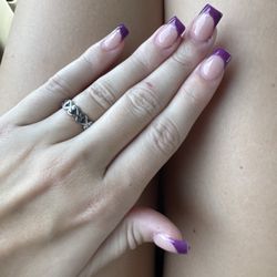 Cosmo Nail Spa - Full set of gel nails with french tips in purple
