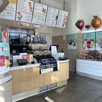 Jamba - Inside - Juice Bars & Smoothies Near Me - Los Angeles, California
