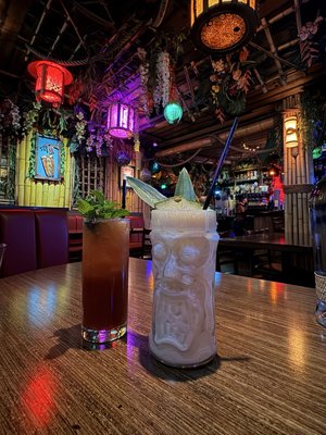 Tiki Tom's by null
