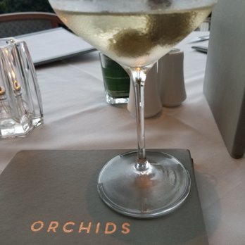 Orchids - Dirty vodka martini - Breakfast & Brunch Near Me - Honolulu, Hawaii Orchids - Dirty vodka martini - Breakfast & Brunch Near Me - Honolulu, Hawaii