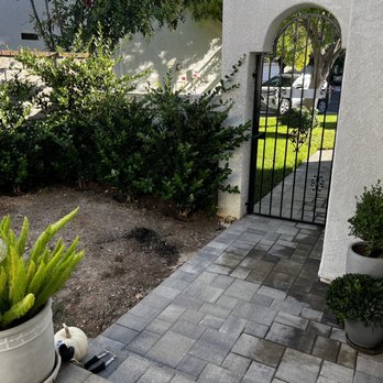 Smith Landscape - Courtyard - Landscaping Near Me Smith Landscape - Courtyard - Landscaping Near Me