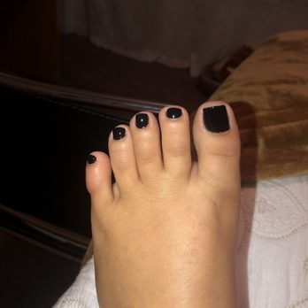 Organic Spa and Nails - Look at my "pointer" toe nail WHY IS IT SO SMALL AND ANGLED?!? - Nail Salons Near Me - Austin, Texas Organic Spa and Nails - Look at my "pointer" toe nail WHY IS IT SO SMALL AND ANGLED?!? - Nail Salons Near Me - Austin, Texas