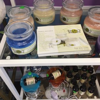 Primo's Smoke Shop - Soy and natural candles made by us :) - Vape Shops Near Me - Miami, Florida