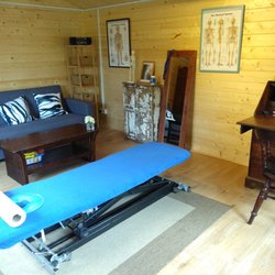 Physio117 - Cosy clinic in garden setting