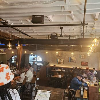 Little Skillet - Inside - Breakfast & Brunch Near Me - San Francisco, California Little Skillet - Inside - Breakfast & Brunch Near Me - San Francisco, California