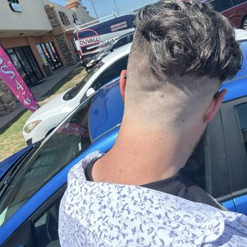 Blade & Beard - Barbers Near Me - Tulsa, Oklahoma Blade & Beard - Barbers Near Me - Tulsa, Oklahoma