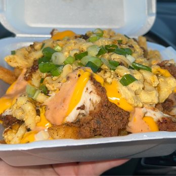 Fat Daddy's Hot Chicken & Waffles - Chicken Cheese Fries with Mac - Waffles Near Me - Riverview, Michigan Fat Daddy's Hot Chicken & Waffles - Chicken Cheese Fries with Mac - Waffles Near Me - Riverview, Michigan