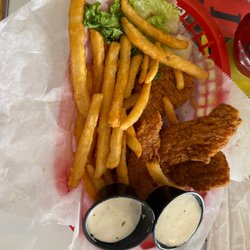 Jeffrey's Restaurant - Chicken tenders basket with fries