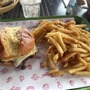 Baby's - American Near Me - Indianapolis, Indiana