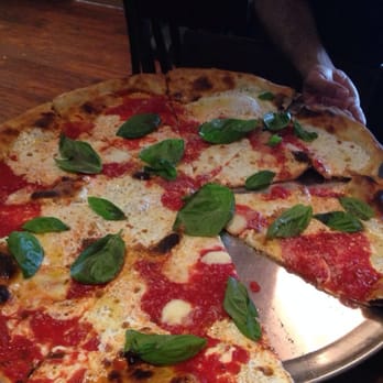 Table 87 - Gowanus - Classic margarita - Pizza Near Me - Brooklyn, New York