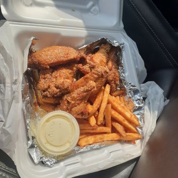Cafe Rian Cajun Cafe - Cajun Zing wings and fries - Cajun/Creole Near Me - Houston, Texas Cafe Rian Cajun Cafe - Cajun Zing wings and fries - Cajun/Creole Near Me - Houston, Texas