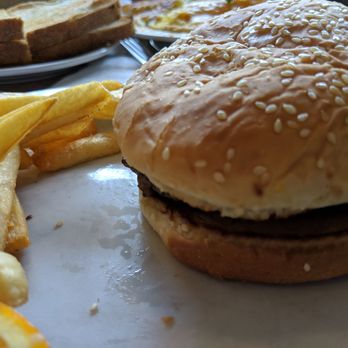 Jongewaard's Bake n Broil - Kids Plain Burger - American Near Me - Long Beach, California