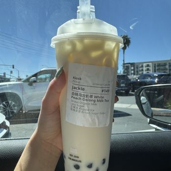 3CAT Handcrafted Beverage - Peach Oolong Milk Tea - Bubble Tea Near Me - San Diego, California 3CAT Handcrafted Beverage - Peach Oolong Milk Tea - Bubble Tea Near Me - San Diego, California