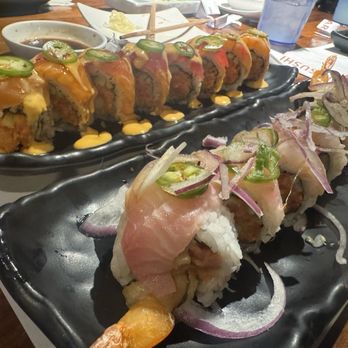 Hikari Sushi - Sushi Bars Near Me - Simi Valley, California