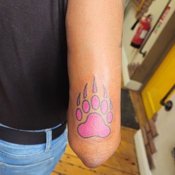 Skin City Tattoo - Lady Bear Claw - Tattoo Near Me - Dublin, D
