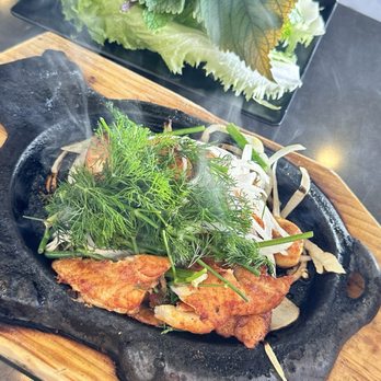 Canton Restaurant - Chao Ca Cho Cu - Cha Ca Thang Long (Dill Turmeric fish) - Vietnamese Near Me - Westminster, California Canton Restaurant - Chao Ca Cho Cu - Cha Ca Thang Long (Dill Turmeric fish) - Vietnamese Near Me - Westminster, California