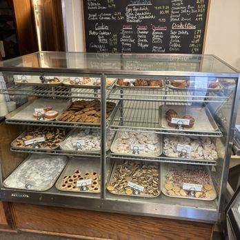 Lala’s Bagels - Bakeries Near Me - DeKalb, Illinois