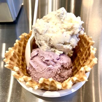 Jeni's Splendid Ice Creams - Whiskey pecan and wild berry lavender - Ice Cream & Frozen Yogurt Near Me - Atlanta, Georgia Jeni's Splendid Ice Creams - Whiskey pecan and wild berry lavender - Ice Cream & Frozen Yogurt Near Me - Atlanta, Georgia