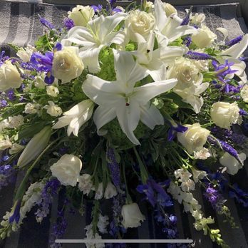 Floral Design Studio - Casket spray - Florists Near Me - Fremont, California