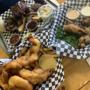 Jazzy B's - Ribs, burnt ends, brisket, fish and chips with honey dipping sauce, bbq beans, cheesy corn, Cole slaw, fried mushrooms! - Food Trucks Near Me - Lee's Summit, Missouri