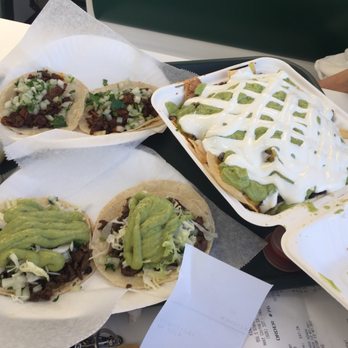 King Torta - Super nachos, 2 al pastor tacos, 2 tacos de asada - Latin American Near Me - West Covina, California