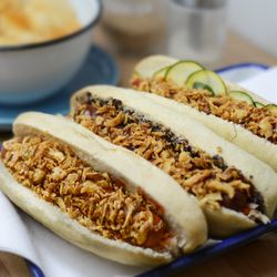 Munchies - Hot-dogs cuisinés avec des saucisses végétales