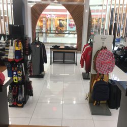 Shoe Palace