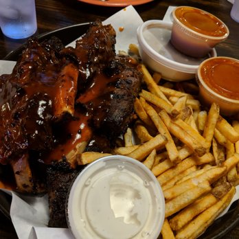 Phil's BBQ - Barbeque Near Me - San Diego, California Phil's BBQ - Barbeque Near Me - San Diego, California
