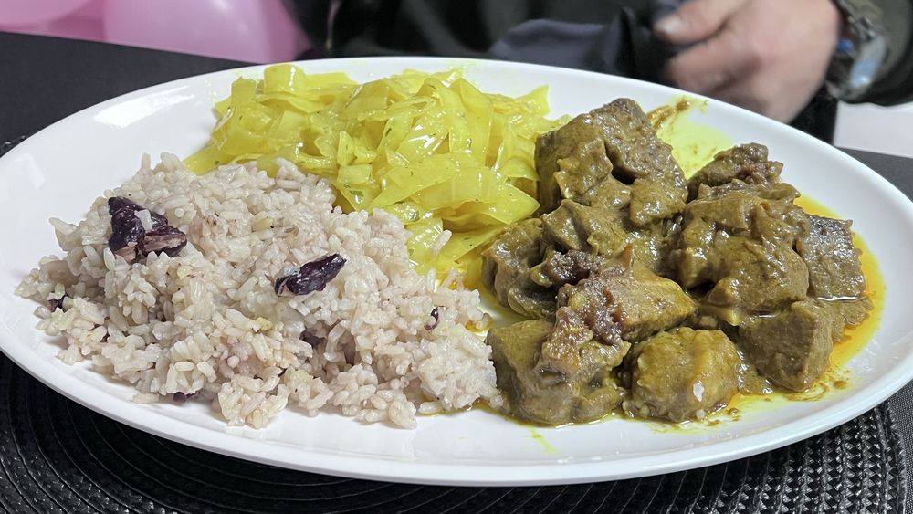 Food from Akhibachis halal food