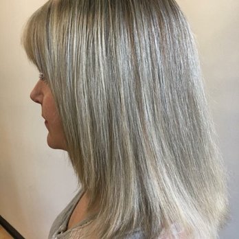 Salon 611 - Cool blonde - Hair Salons Near Me - Columbia, South Carolina