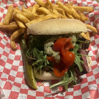 The Castlerock Pub - Steak sandwich - American Near Me - Warren, Vermont