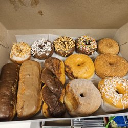 House mix dozen donuts