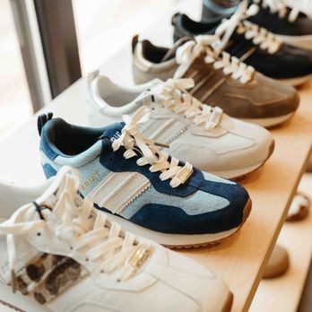 Ariat - Shoe Stores Near Me - Nashville, Tennessee Ariat - Shoe Stores Near Me - Nashville, Tennessee