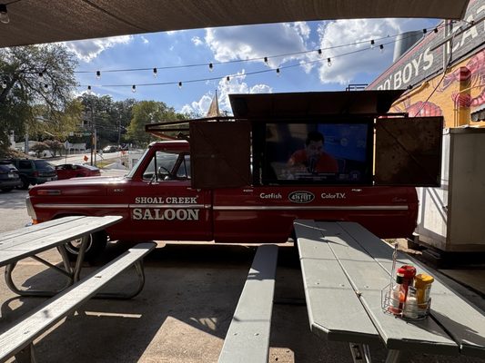 Shoal Creek Saloon by null