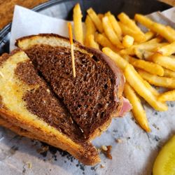 Fokker's Bar & Grille - Corn Beef on Marbled Rye w/ spicy brown mustard, fries and pickle.